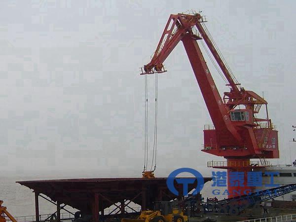 福建宁德浮船坞起重机公司浮船坞工作原理