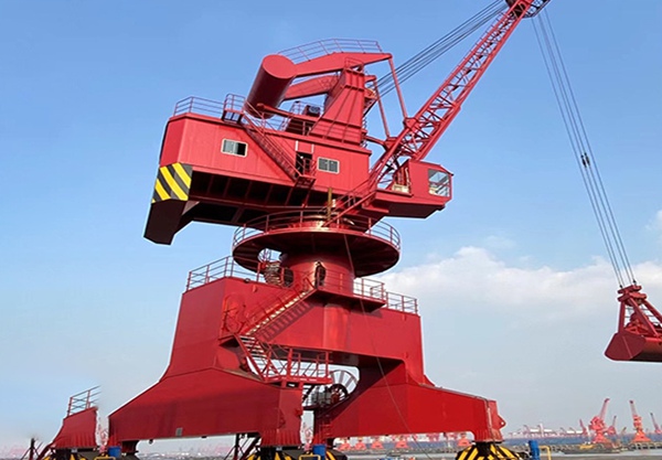 选型门座式起重机时如何确保设备与实际作业工况高度匹配